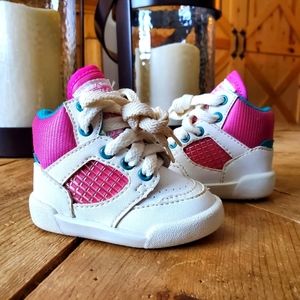 Rare Vintage baby high top shoe shoes size 3 in new condition smoke free home